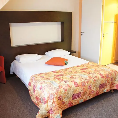 Hotel Logis Golfe Vannes